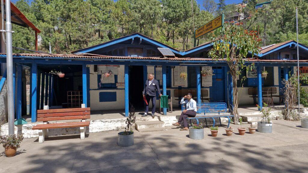 gare sur la ligne Kalka Shimla