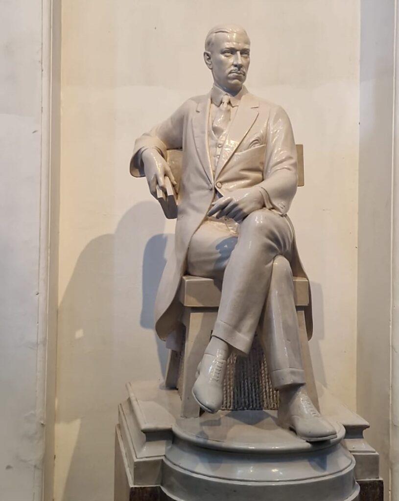 statue de Conran Smith