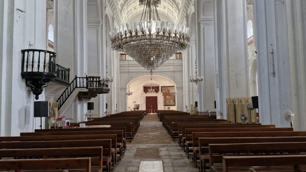 intérieur Se old Goa