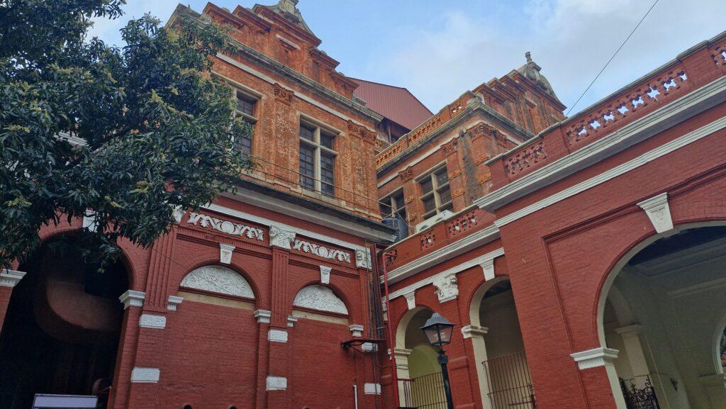 pignons du musée d'Egmore