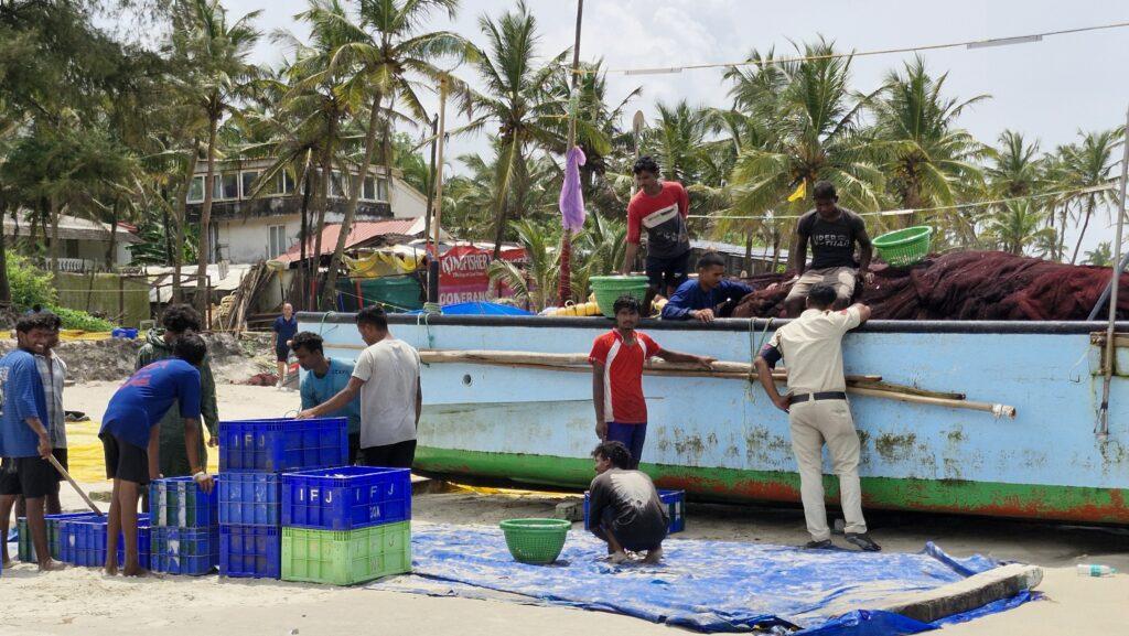en revenant de la pêche, Goa