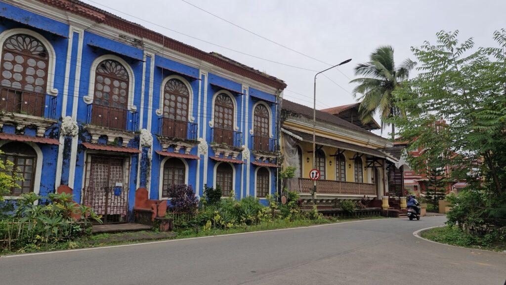 facade bleue Margao
